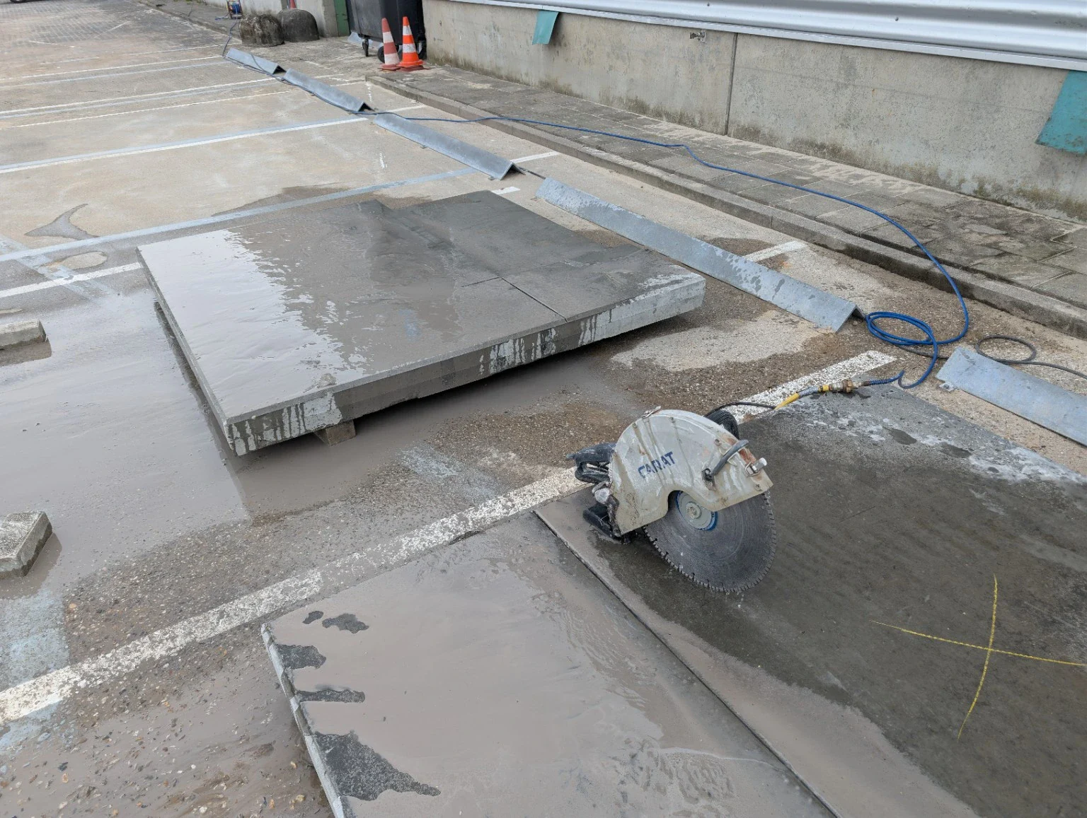 Praktijkbeeld bij Betonboren of betonzagen kiezen: veelgemaakte fouten, signalen en oplossingen