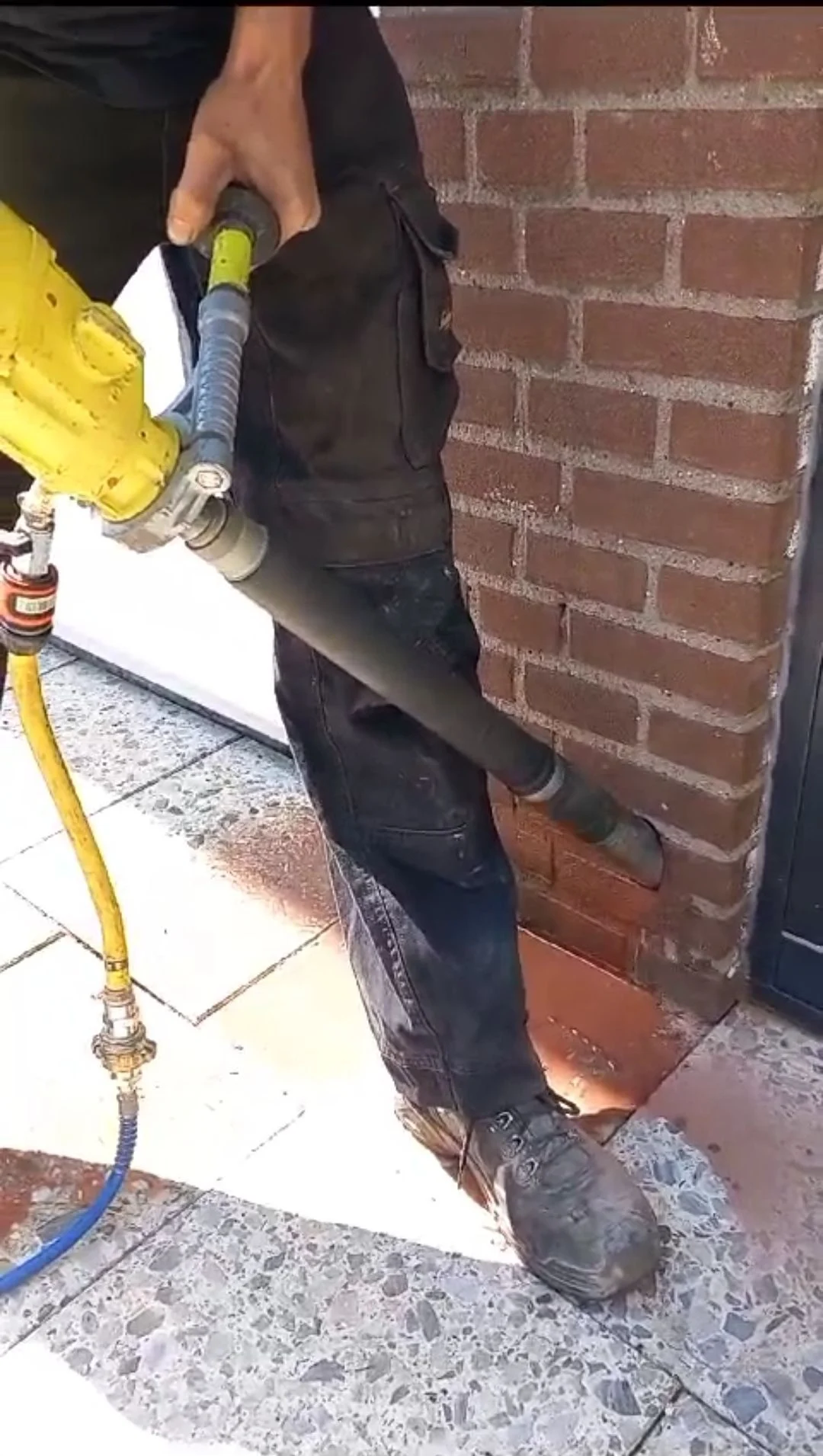 Praktijkbeeld bij Ventilatieopeningen over de gevel verdelen: praktische uitleg, keuzes en voorbereiding